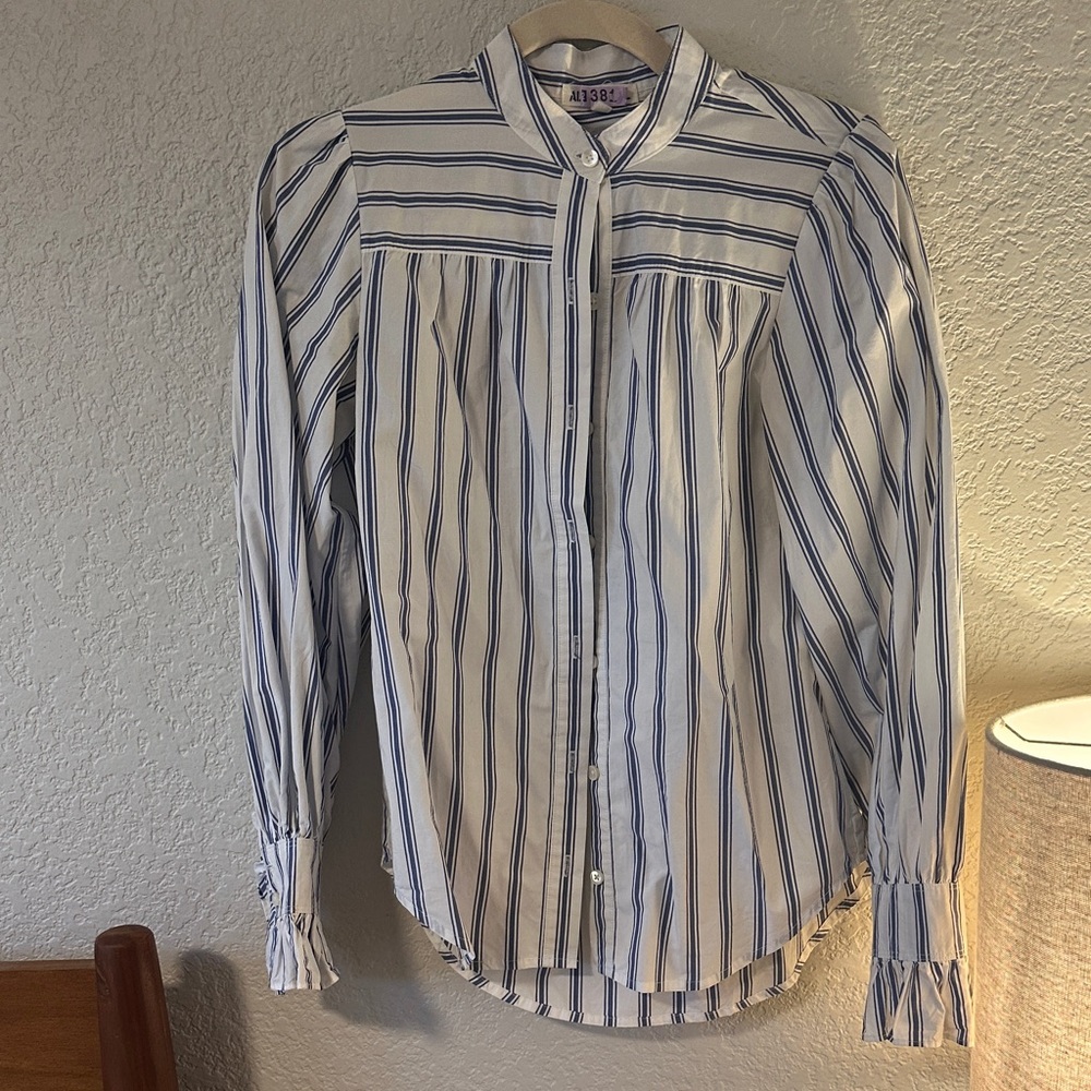 Alex Mill White and Blue Striped Casual Shirt